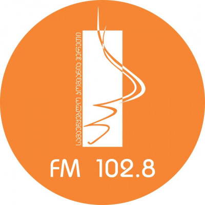Logotipo de Hereti FM
