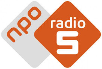 Logotipo de Radio 5